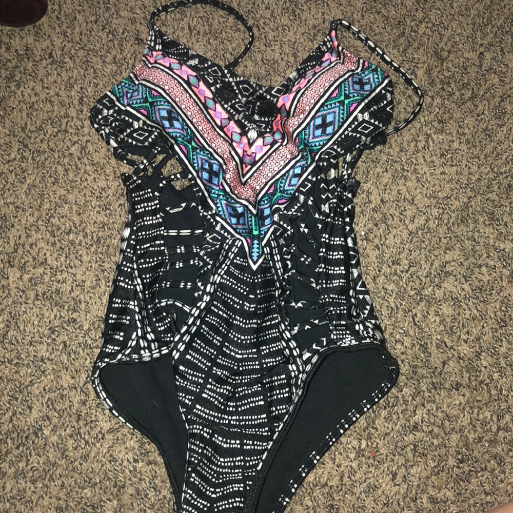 Swim suit